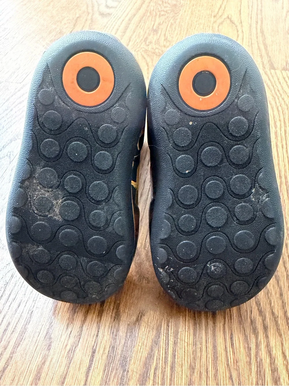 Bogs Classic Kids Waterproof Boots in Good Dino, toddler size 7